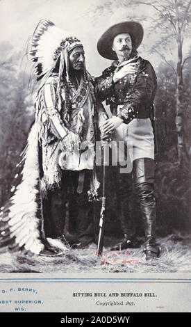 Sitting Bull und Buffalo Bill. Foto ursprünglich von William Notman Studios, Montreal, Quebec, Kanada, während Buffalo Bill's Wild West Show, August 1885. Stockfoto