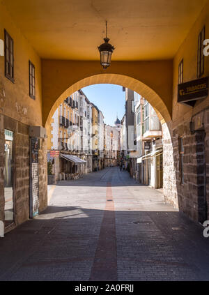 Mittelalterliche Stadttore in Burgos Spanien Teil der Befestigungsanlagen dieses wichtige Siedlung Schutz im Laufe der Geschichte Stockfoto