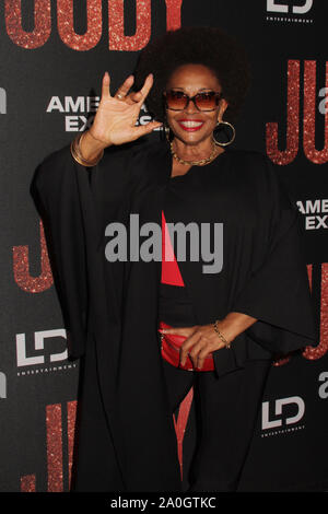 Los Angeles, USA. 19. Sep 2019. Jenifer Lewis 09/19/2019 Die Los Angeles Premiere von 'Judy' an der Samuel Goldwyn Theater in Beverly Hills, CA Foto von Izumi Hasegawa/HollywoodNewsWire.co Credit statt: Hollywood News Wire Inc./Alamy leben Nachrichten Stockfoto