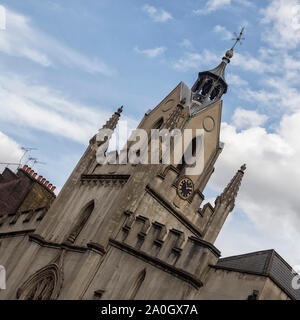 LONDON, Großbritannien - 17. AUGUST 2018: Außenansicht der St. Mary Magdalen Bermondsey Church in der Bermondsey Street, Southwark Stockfoto