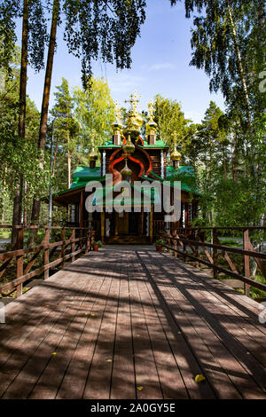 Ganina Yama Ganyas Pit-Komplex von Holz- orthodoxen Kirchen an die Begräbnisstätte des letzten russischen Zaren in der Nähe von Jekaterinburg, Russland Stockfoto