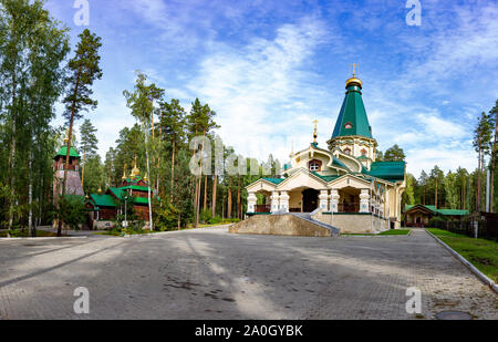 Ganina Yama Ganyas Pit-Komplex von Holz- orthodoxen Kirchen an die Begräbnisstätte des letzten russischen Zaren in der Nähe von Jekaterinburg, Russland Stockfoto