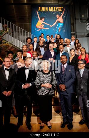 Prinzessin Beatrix der Niederlande an der Nieuwe Luxor Theater in Rotterdam, am 19. September 2019, die Gala Premiere von Alvin Ailey American Dance Theater teilnehmen, so feiert sein 60 anniversaryPhoto: Albert Nieboer/Niederlande/Point de Vue | Stockfoto