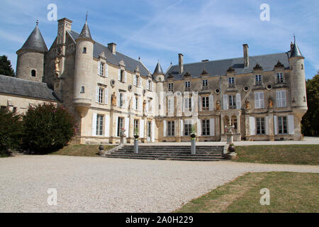 Mittelalter und Renaissance Schloss (Terre-Neuve) in Fontenay-le-Comte (Vendee - Frankreich) Stockfoto