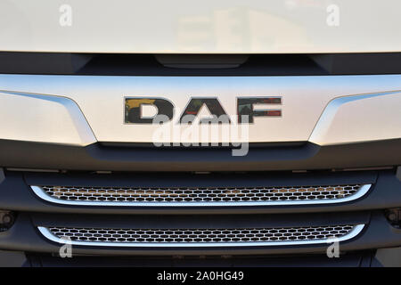 Kaunas, Litauen - 04 April: DAF LKW-Schriftzug in Kaunas am 04 April, 2019. DAF Trucks ist ein Niederländischer Lkw Manufacturing Company und eine Aufteilung der Pacc Stockfoto