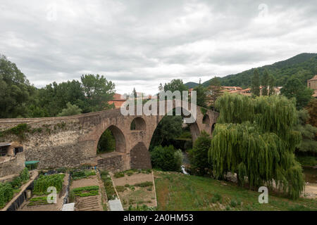 Vía Verde del Ferro und Carbo im Innenraum von Girona, Spanien Stockfoto