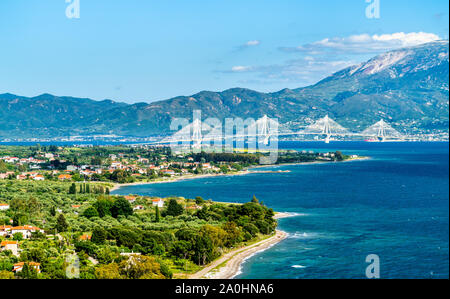 Rio-Antirrio-Brücke über den Golf von Korinth in Griechenland Stockfoto