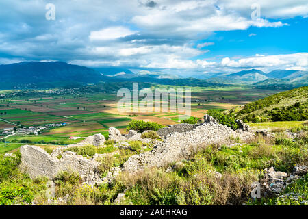 Ruinen von Lekuresi Schloss in Saranda, Albanien Stockfoto