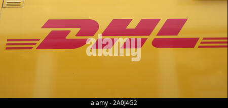 BONN, Deutschland - ca. August 2019: DHL anmelden Stockfoto