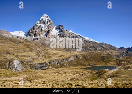 Landschaften entlang der Viconga in der Cordillera Huayhuash, Ancash, Peru Stockfoto