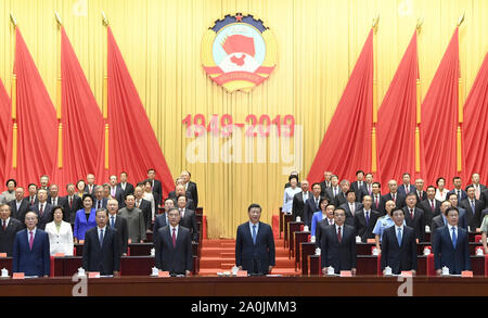 (190920) - BEIJING, Sept. 20, 2019 (Xinhua) - der chinesische Präsident Xi Jinping, auch Generalsekretär der Kommunistischen Partei Chinas (KPCH) und Vorsitzender der Zentralen Militärkommission, und die Mitglieder des Ständigen Ausschusses des Politbüros des Zentralkomitees der CPC Li Keqiang, Wang Yang, Wang Huning, Zhao Leji und Han Zheng, sowie Vizepräsident Wang Qishan, der zentralen Konferenz auf dem chinesischen People's Political Consultative Conference (Cppcc) Arbeiten, das markiert auch den 70. Jahrestag der PKKCV, in Peking, der Hauptstadt von China, Sept. 20, 2019. (Xi. Stockfoto