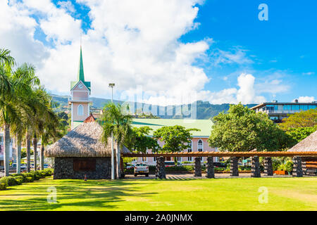 TAHITI, Französisch-polynesien - September 18, 2018: Blick auf die Gebäude und die grünen Rasen Stockfoto