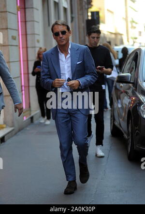 Mailand, Italien. 20 Sep, 2019. Mailand, Roberto Mancini in der Mitte der Trainer der nationalen Italien ROBERTO MANCINI Spaziergänge durch die Straßen des Zentrums. Credit: Unabhängige Fotoagentur Srl/Alamy leben Nachrichten Stockfoto