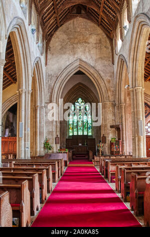 Kirchenschiff der St. Mary's Kirche, Snettisham, Norfolk. Stockfoto