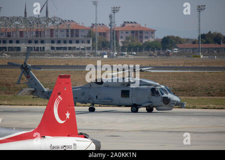 Istanbul, Türkei - September -18,2019: Skorsky Kampfhubschrauber wurde am Atatürk-Flughafen erschossen. 2019 Teknofest Stockfoto