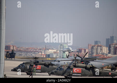 Istanbul, Türkei - September -18,2019: Skorsky Kampfhubschrauber wurde am Atatürk-Flughafen erschossen. 2019 Teknofest Stockfoto