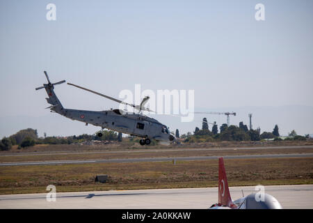 Istanbul, Türkei - September -18,2019: Skorsky Kampfhubschrauber wurde am Atatürk-Flughafen erschossen. 2019 Teknofest Stockfoto