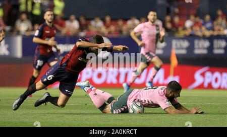 Pamplona, Spanien. 20 Sep, 2019. Campeonato de Liga de Futbol Liga Santander Pamplona, Estadio El Sadar. Partido disputado esta noche en Pamplona entre C.A. Osasuna y Real Betis, correspondiente a la Quinta jornada de La Liga Santander. Fekir y Oier Credit: CORDON PRESSE/Alamy leben Nachrichten Stockfoto