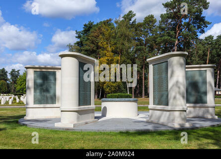 Die Brookwood 1914-1918 Memorial in der Soldatenfriedhöfe bei Brookwood Friedhof, Pirbright, Woking, Surrey, Südosten, England, Grossbritannien Stockfoto