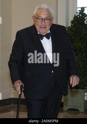 Washington, District of Columbia, USA. 20 Sep, 2019. Ehemalige Außenministerin der Regierung der Vereinigten Staaten, Henry Kissinger kommt für den Staat Abendessen, das vom Präsidenten der Vereinigten Staaten Donald J. Trumpf und die erste Dame Melania Trump zu Ehren von Premierminister Scott Morrison von Australien und seine Frau Jenny Morrison, im Weißen Haus in Washington, DC am Freitag, September 20, 2019 Credit gehostet: Ron Sachs/CNP/ZUMA Draht/Alamy leben Nachrichten Stockfoto