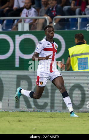 Christ Michael Kouame Kouakou (Genua) feiert, nachdem das erste Tor seines Teams zählen während Erie der Italienischen eine "Übereinstimmung zwischen Cagliari 3-1 Genua Sardinien Arena am 20. September 2019 in Cagliari, Italien. Credit: Maurizio Borsari/LBA/Alamy leben Nachrichten Stockfoto