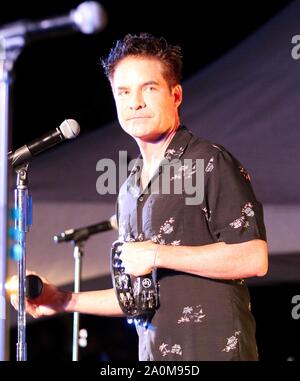 September 19, 2019 - Sänger Patrick Monahan der Zug führt während der Hawaii Five-O und Magnum P.I. Sonnenuntergang am Strand Veranstaltung am Strand von Waikiki in Honolulu, Hawaii - Michael Sullivan/CSM Stockfoto