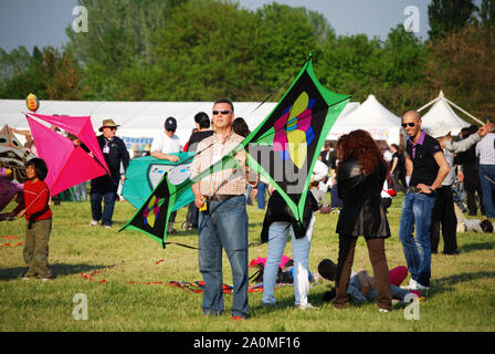 Ferrara/Italien - 9. April 2009 - Internationale Kite Festival" Vulandra'. Ferrara, Italien Stockfoto