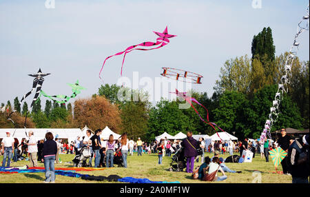 Ferrara/Italien - 9. April 2009 - Internationale Kite Festival" Vulandra'. Ferrara, Italien Stockfoto