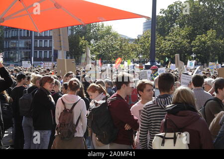 Klimaprotest vor dem Ratsgebäude der Stadt Dortmund Stockfoto