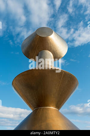 Zarauzko Dama Statue von Marcos Hernando, Zarautz, Baskenland, Spanien Stockfoto