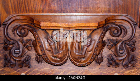 Misericords, St. Nikolaus-Kathedrale, Newcastle. Von Ralph Hedley c 1885 geschnitzt. Stockfoto