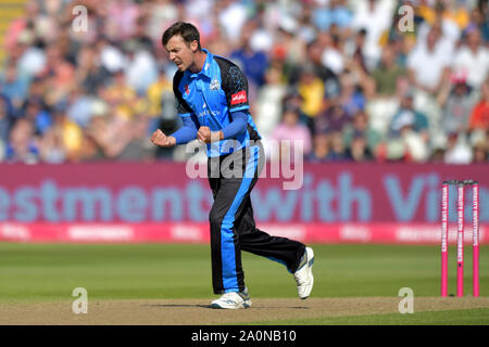 Worcestershire Rapids' Ed Barnard feiert die wicket von Nottingham Outlaws' Chris Nash während Halbfinale 1 Finale Tag der Vitalität T20 Blast bei Edgbaston, Birmingham. Stockfoto