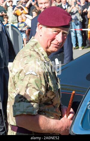 Ede, Niederlande. 21 Sep, 2019. Charles, der Prinz von Wales an der Ginkelse Heide in der Nähe von Ede, am 21. September 2019, nach der Teilnahme an den Gedenkfeiern in den Niederlanden markiert den 75. Jahrestag der Schlacht von Arnheim, Operation Market GardenCredit: Albert Nieboer/Niederlande/Point de Vue |/dpa/Alamy leben Nachrichten Stockfoto