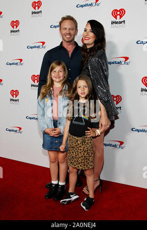 Ian Ziering, Erin Kristine Ludwig, Mia Loren Ziering und Penna Mae Ziering kommen für die iHeartRadio Musikfestival auf der T-Mobile Arena in Las Vegas, Nevada am Freitag, 20. September 2019. Foto von James Atoa/UPI Stockfoto