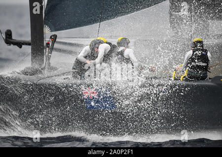Australien SailGP Team mit Skipper von Tom Slingsby in Aktion im dritten Rennen am Renntag 2. Die endgültige SailGP Ereignis der Saison 1 in Marseille, Frankreich. Stockfoto