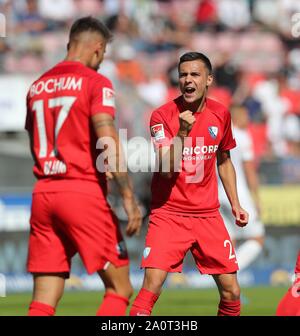 Sandhausen, Deutschland. 21 Sep, 2019. firo: 21.09.2019, Fußball, 2.Bundesliga, Saison 2019/2020, SV Sandhausen - VfL Bochum 1:1 Jubel Milos PANTOVIC, Bochum mit BLUM | Quelle: dpa/Alamy leben Nachrichten Stockfoto