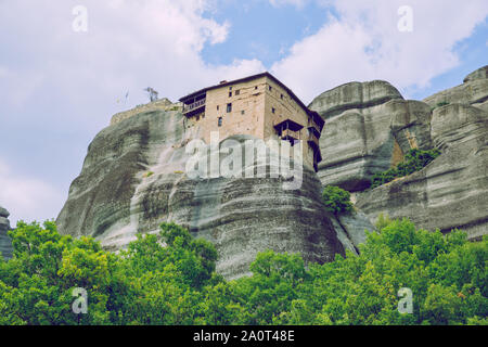 Stadt Meteora, Griechische Republik. Berge und Orte der Anbetung, Kirche und Schreine. 12. 19.09.2019. Reisen Foto. Stockfoto