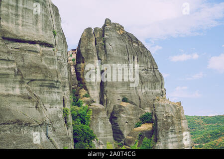Stadt Meteora, Griechische Republik. Berge und Orte der Anbetung, Kirche und Schreine. 12. 19.09.2019. Reisen Foto. Stockfoto