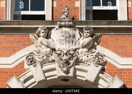 Gründer des historischen Gebäudes am Royal Holloway College in Surrey, UK, Teil der Universität von London, und ursprünglich eine Hochschule Frauen zu erziehen Stockfoto