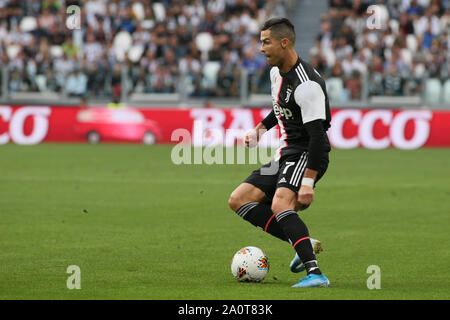 Turin, Italien, 21. September 2019, eine TIM 2019/2020 - Turin, ALLIANZ STADION JUVENTUS VS HELLAS VERONA 7 CRISTIANO RONALDO (juventus) während Juventus Vs Hellas Verona - Italienische Fußball Serie A Männer Meisterschaft - Credit: LPS/Claudio Benedetto/Alamy Live News SERIE Stockfoto