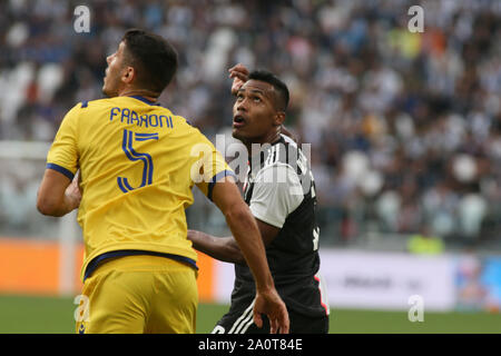 Turin, Italien, 21. September 2019, Serie A TIM 2019/2020 - Turin, ALLIANZ STADION JUVENTUS VS HELLAS VERONA FARAONI (HELLAS VERONA) VS12 ALEX SANDRO LOBO SILVA (juventus) während Juventus Vs Hellas Verona - Italienische Fußball Serie A Männer Meisterschaft - Credit: LPS/Claudio Benedetto/Alamy leben Nachrichten Stockfoto