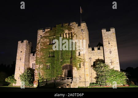 Hever Burg bei Nacht, Edenbridge, Kent, England, Großbritannien, USA, UK, Europa Stockfoto