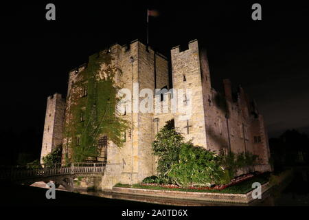 Hever Burg bei Nacht, Edenbridge, Kent, England, Großbritannien, USA, UK, Europa Stockfoto