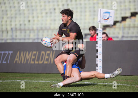 München, Deutschland. 21 Sep, 2019. Oktoberfest Sevens Rugby Turnier in München am 21. und 22. September 2019. Gruppenspiel Deutschland/Frankreich. Für Deutschland Versuch von Carlos Soteras Merz. Credit: Jürgen Kessler/dpa/Alamy leben Nachrichten Stockfoto