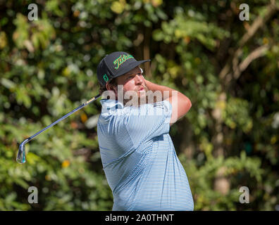 21. September 2019; Wentworth Club, Surrey, England; European Tour Golf, BMW PGA Championship Wentworth, dritte Runde; Andrew Johnston (GER) unter seinem T-Stück, das an der 7. Bohrung Stockfoto