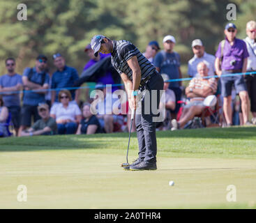 21. September 2019; Wentworth Club, Surrey, England; European Tour Golf, BMW PGA Championship Wentworth, dritte Runde; Aaron Rai (GER) unter seinem auf dem 11 Grün Stockfoto