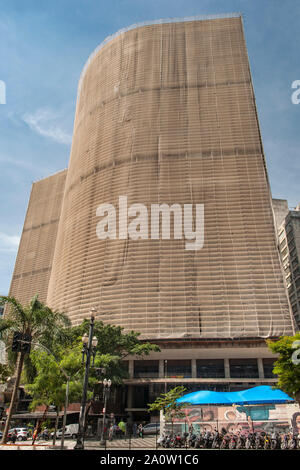 Die Copan Gebäude in der Innenstadt von São Paulo, Brasilien. Es ist eines der größten Apartment Blocks in der Welt und hat 1160 Apartments. Stockfoto