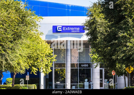 Sep 19, 2019 San Jose/CA/USA - Extreme Networks Hauptsitz im Silicon Valley; Extreme Networks entwirft, entwickelt und fertigt Kabel und Draht Stockfoto