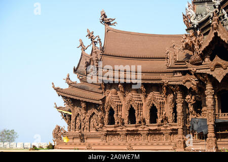 Das Heiligtum der Wahrheit von Holz in Pattaya, Chonburi, Thailand. Reiseziele für Touristen. Stockfoto