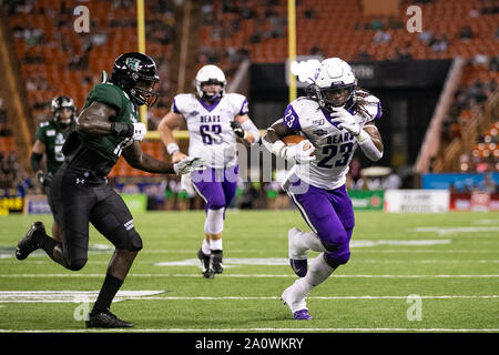 September 21, 2019 - Central Arkansas Bears zurück Carlos Blackman #23 läuft für einen Touchdown in das vierte Quartal während der Aktion zwischen den Hawaii Rainbow Warriors und der Universität von Central Arkansas Bären am Aloha Stadium in Honolulu, HI. - Glenn Yoza/CSM Stockfoto